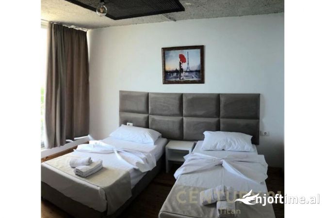 Shtepi me qera 1+1 ne Sarande - 2,750 Euro