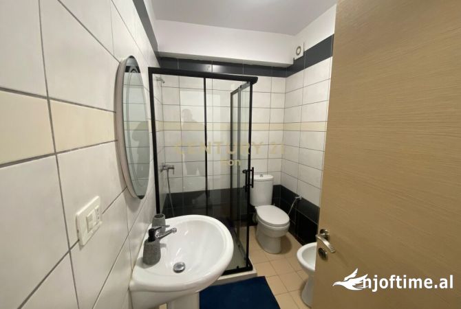 Shtepi ne shitje Apartament ne Durres, 1+1, Mobilimi E mobiluar, Pagesa 80,000  Euro.