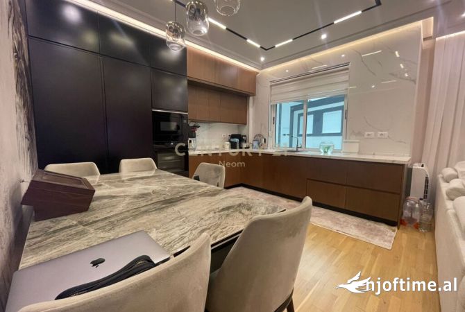 Shtepi ne shitje 2+1 ne Tirane - 249,000 Euro