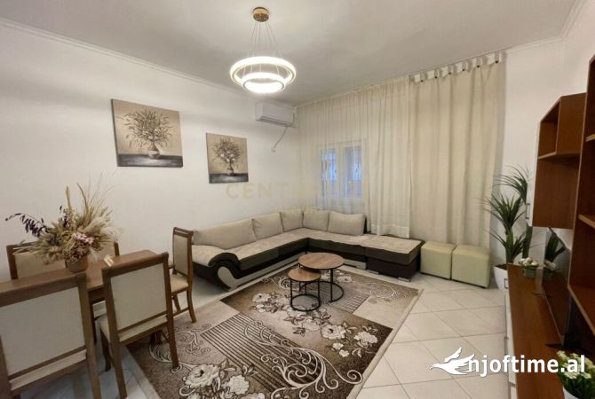 Shtepi me qera 2+1 ne Tirane - 500 Euro