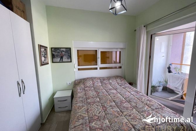 Shtepi ne shitje Apartament ne Tirane, 1+1, Mobilimi E mobiluar, Pagesa 112,000  Euro.
