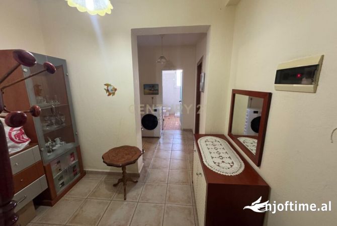 Shtepi me qera 1+1 ne Tirane - 600 Euro