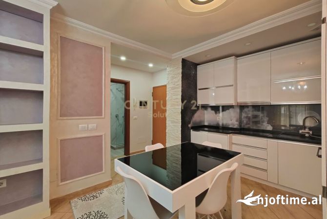 Shtepi me qera Apartament ne Tirane, 1+1, Mobilimi E mobiluar, Pagesa 570  Euro.