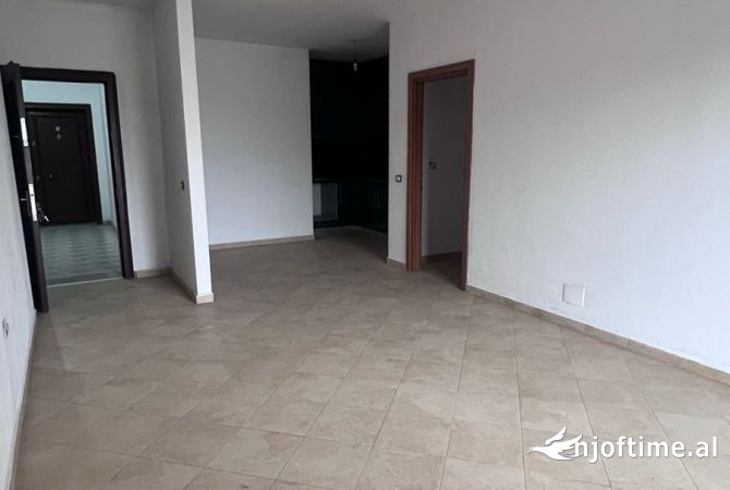 Shtepi ne shitje 1+1 ne Tirane - 960,000 Euro
