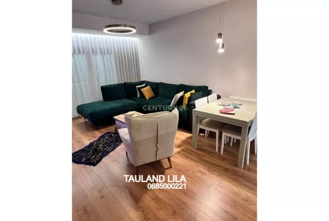 Shtepi me qera 2+1 ne Tirane - 1,000 Euro