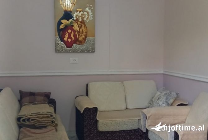 Shtepi me qera 1+1 ne Tirane - 350 Euro
