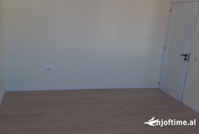 Shtepi ne shitje 1+1 ne Tirane - 78,000 Euro