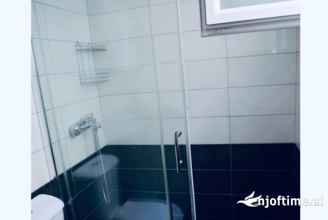 Shtepi me qera 3+1 ne Tirane - 800 Euro