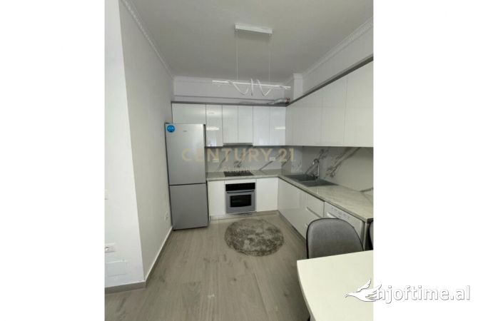 Shtepi me qera 1+1 ne Durres - 1,050 Euro