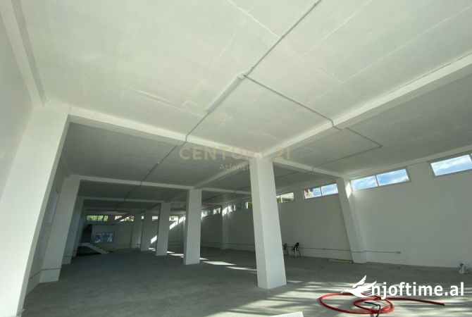 JEPET ME QERA SUPER KAPANON NE KODREN E RRASHBULLIT BUZE RRUGE !