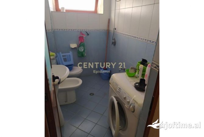 Shtepi me qera 1+1 ne Durres - 750 Euro