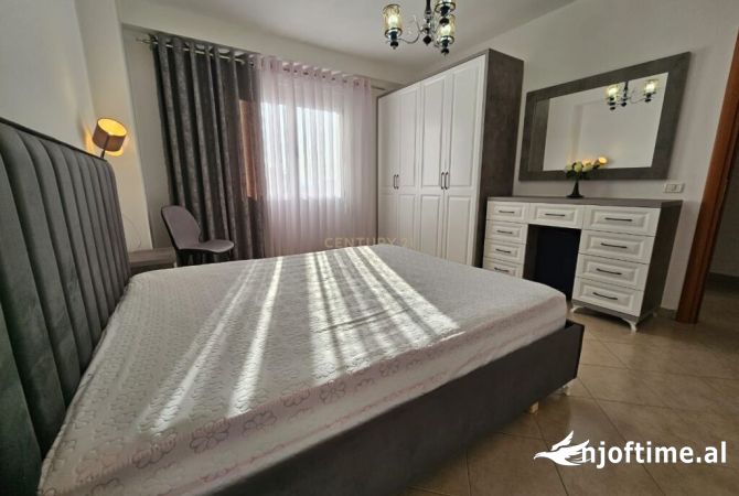 Shtepi me qera 2+1 ne Durres - 1,575 Euro