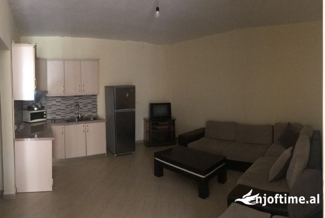 Shtepi me qera 2+1 ne Durres - 350 Euro