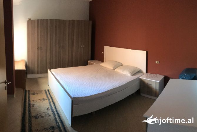 Shtepi me qera 2+1 ne Durres - 350 Euro