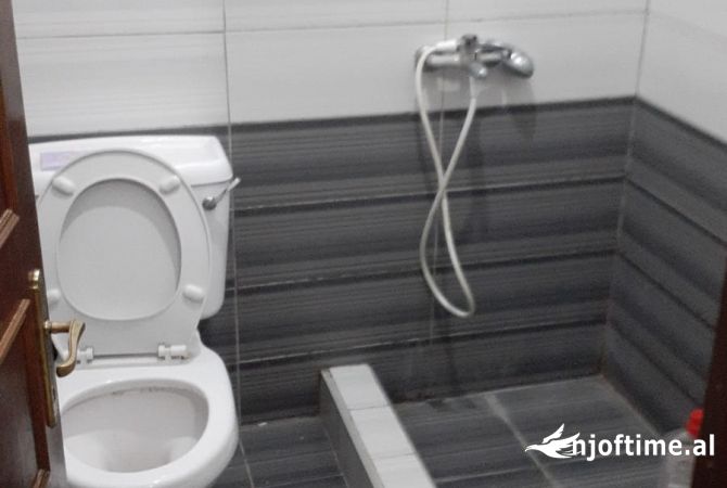 Shtepi me qera Shtepi Private ne Korce, 1+1, Mobilimi E mobiluar, Pagesa 13,000  Leke.