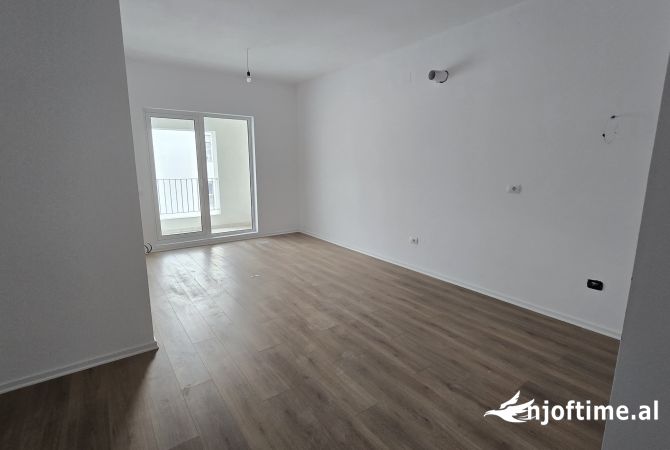 Shtepi me qera 2+1 ne Tirane - 350 Euro
