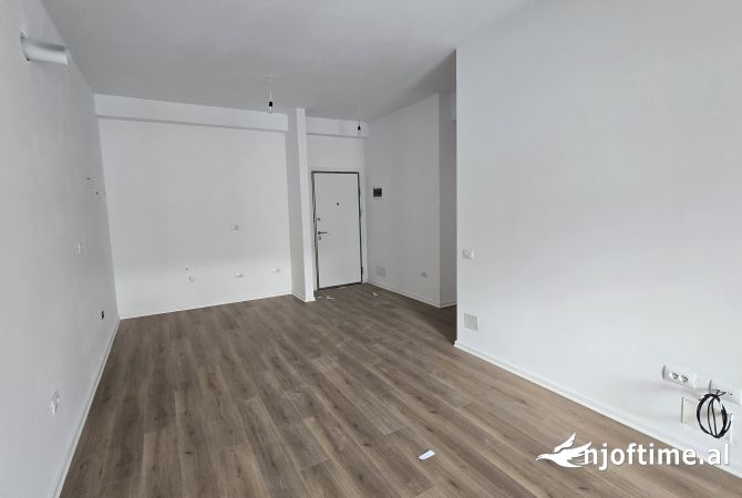 Shtepi me qera 2+1 ne Tirane - 350 Euro