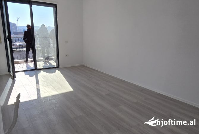 Shtepi ne shitje 1+1 ne Tirane - 125,000 Euro
