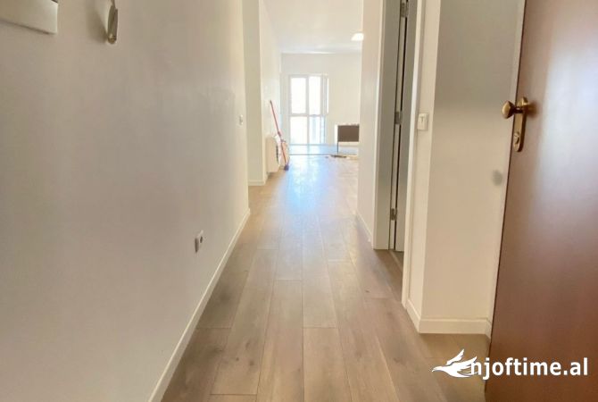 Ambient biznesi me qera 1+1 ne Tirane - 600 Euro