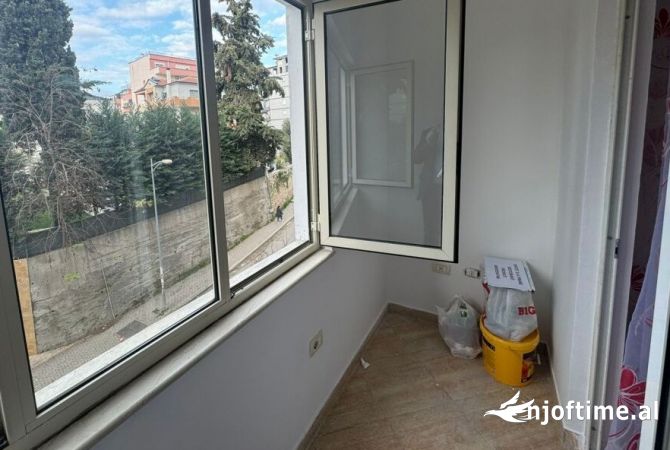 Shtepi ne shitje 1+1 ne Tirane - 92,000 Euro