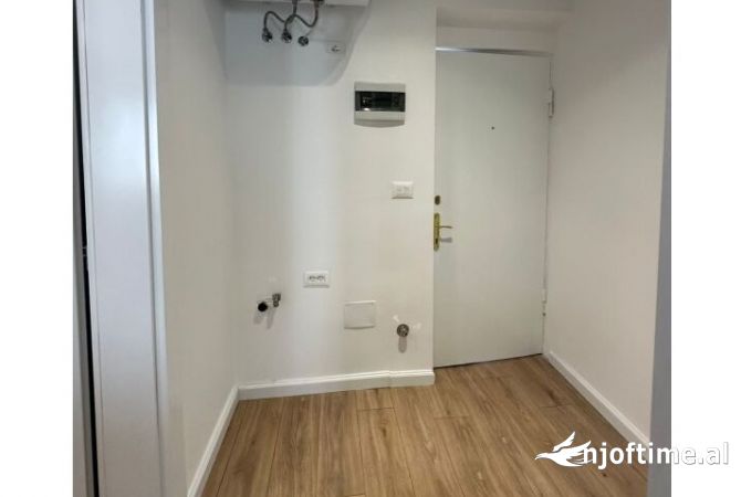 Shtepi ne shitje Apartament ne Tirane, 1+1, Mobilimi E mobiluar, Pagesa 89,000  Euro.