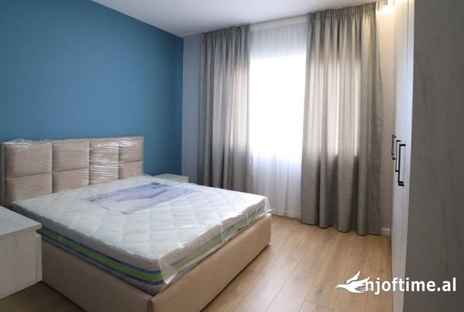 Shtepi ne shitje Apartament ne Tirane, 2+1, Mobilimi E mobiluar, Pagesa 155,000  Euro.