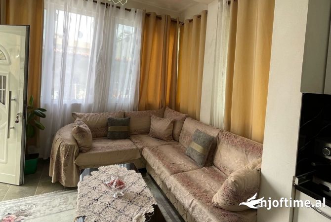 Shtepi ne shitje 2+1 ne Tirane - 125,000 Euro