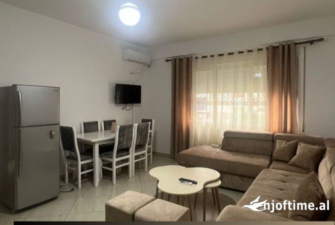 Shtepi me qera 2+1 ne Tirane - 450 Euro