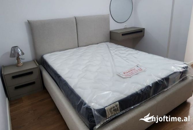 Shtepi me qera 2+1 ne Tirane - 750 Euro