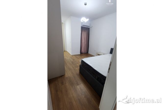 Shtepi me qera 2+1 ne Tirane - 750 Euro
