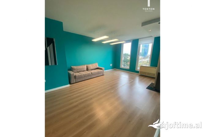 QERA, AMBIENT BIZNESI, PIRAMIDA, TIRANE TT 1940