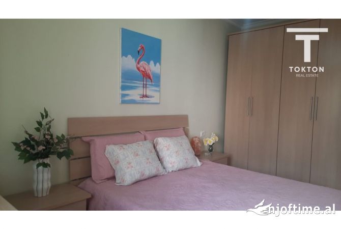 Shtepi me qera 2+1 ne Tirane - 400 Euro