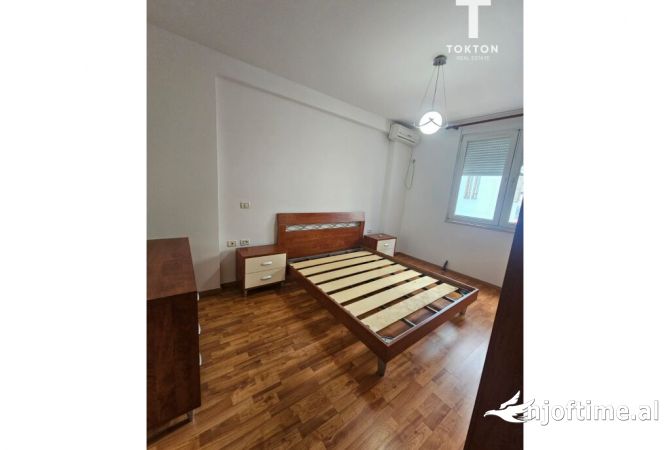 QERA, AMBIENT BIZNESI+POST PARKIMI, ISH EKSPOZITA, TIRANE tt 1784