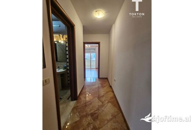 QERA, AMBIENT BIZNESI+POST PARKIMI, ISH EKSPOZITA, TIRANE tt 1784