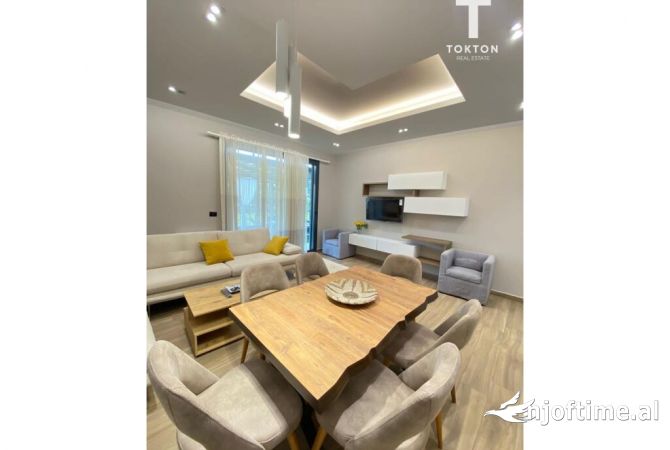 Casa in affitto 2+1 a Tirana - 1,700 Euro
