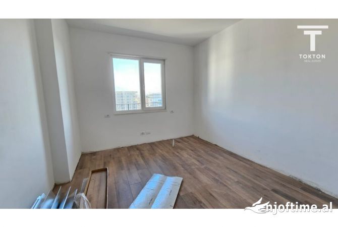 Shtepi ne shitje Apartament ne Tirane, 2+1, Mobilimi Bosh, pa mobiluar, Pagesa 113,000  Euro.