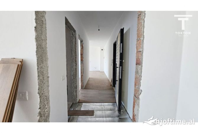House for Sale 2+1 in Tirana - 113,000 Euro