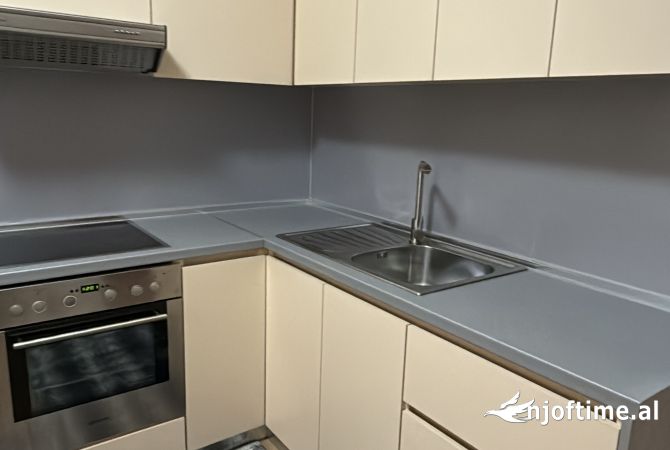 Shtepi me qera 2+1 ne Tirane - 700 Euro