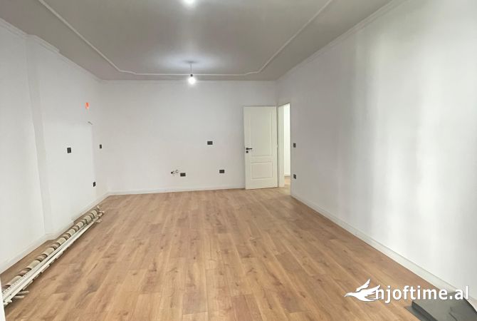 Shtepi ne shitje 2+1 ne Tirane - 160,080 Euro