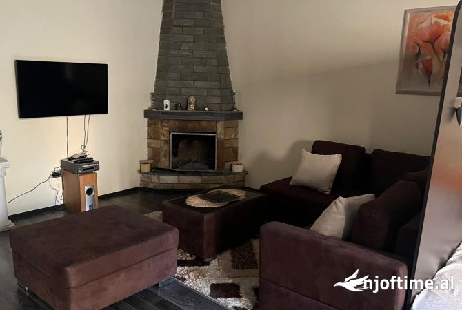 Shtepi me qera Apartament ne Tirane, 3+1, Mobilimi E mobiluar, Pagesa 501  Euro.