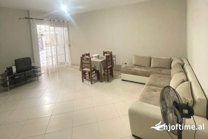 🏠Shitet apartament 1+1+bllk  📍Pallat Cabej  📐85.000 EURO