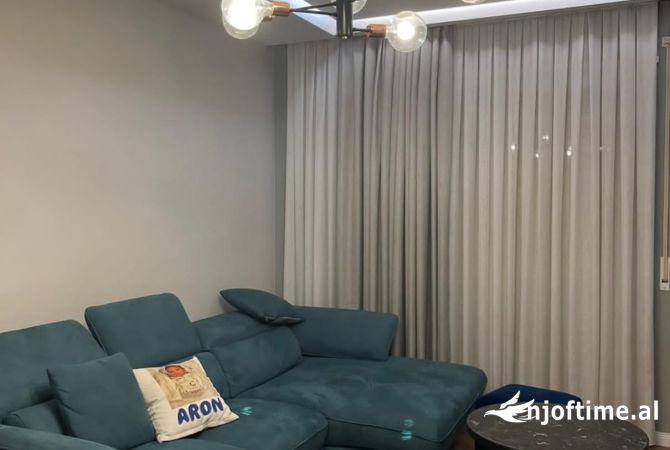 Shtepi me qera Apartament ne Tirane, 2+1, Mobilimi E mobiluar, Pagesa 598  Euro.