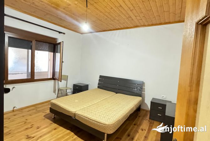 Shtepi me qera 1+1 ne Tirane - 347 Euro