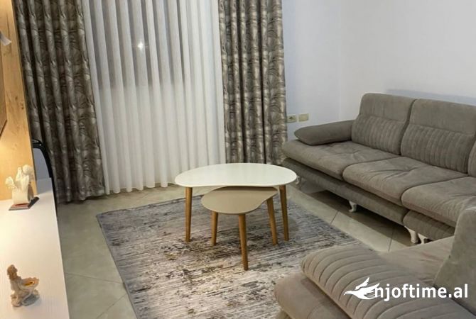 Shtepi me qera 1+1 ne Tirane - 399 Euro