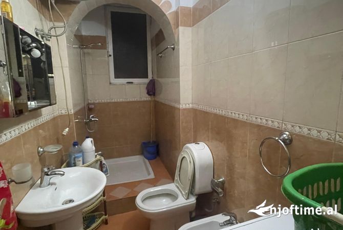 Shtepi ne shitje 1+1 ne Tirane - 129,999 Euro