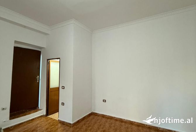 House for Sale 2+1 in Tirana - 99,999 Euro