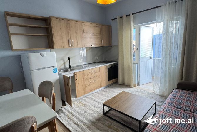 Shtepi me qera 1+1 ne Tirane - 398 Euro