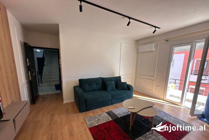 Shtepi me qera 1+1 ne Tirane - 542 Euro