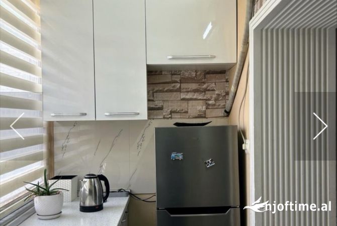 Shtepi ne shitje Apartament ne Tirane, 1+1, Mobilimi E mobiluar, Pagesa 120,001  Euro.