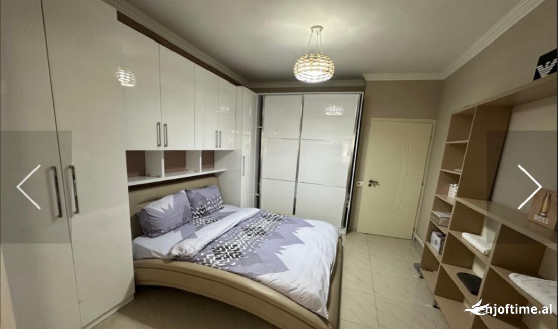 Shtepi ne shitje Apartament ne Tirane, 1+1, Mobilimi E mobiluar, Pagesa 120,001  Euro.